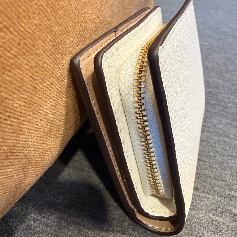 Coach Kitten Snap Button Wallet - Picture 3 of 12